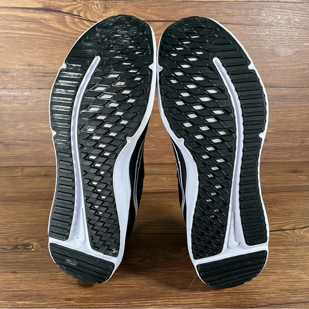 Nike Downshifter 12 Running Shoes‎ Men’s Size 9 Athletic Sneakers